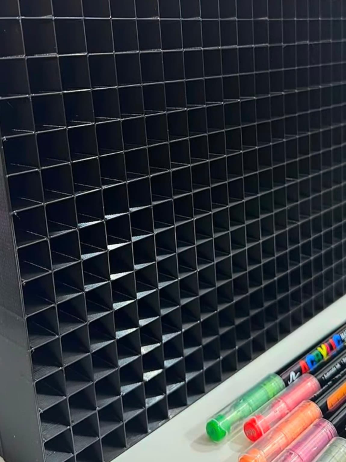 Acrylic Markers Organizer